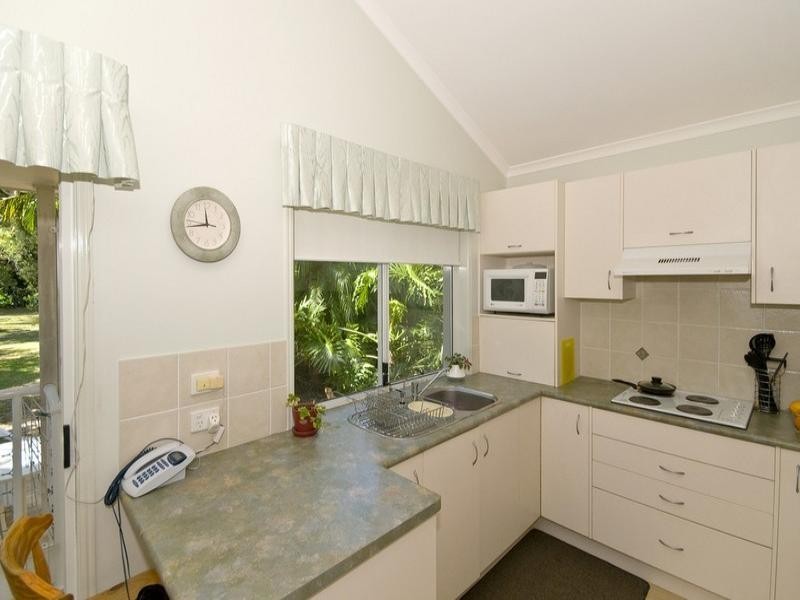 7 Camphorlaurel Court, Tallebudgera Valley QLD 4228