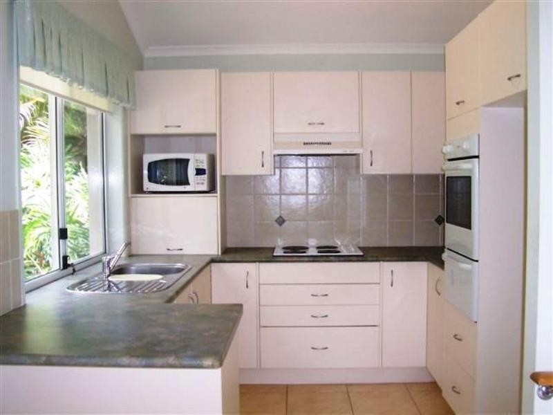 7 Camphorlaurel Court, Tallebudgera Valley QLD 4228