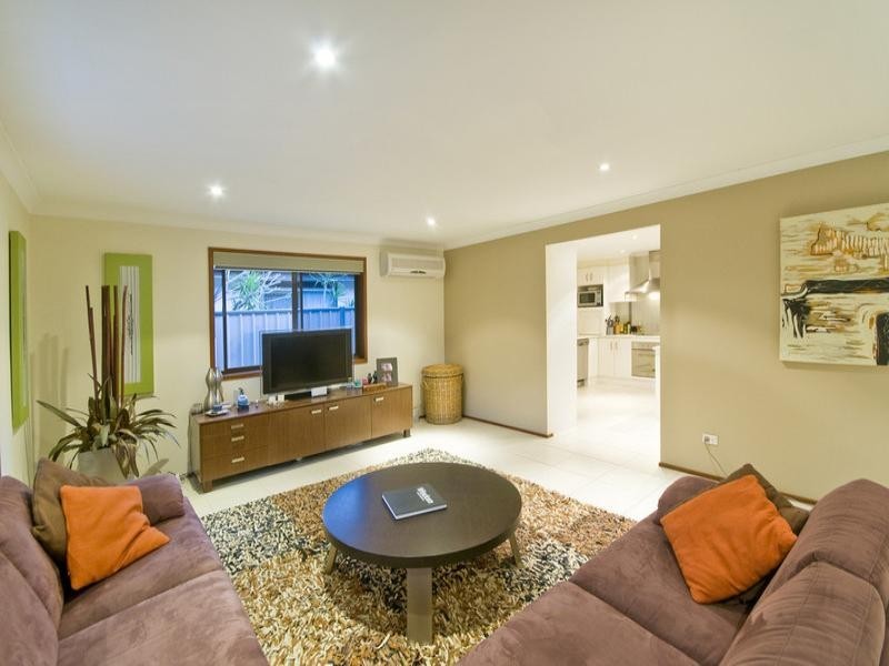 19 Curlew Crescent, Burleigh Waters QLD 4220