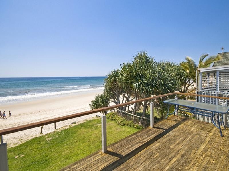 175 Jefferson Lane, Palm Beach QLD 4221