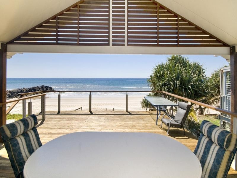 175 Jefferson Lane, Palm Beach QLD 4221