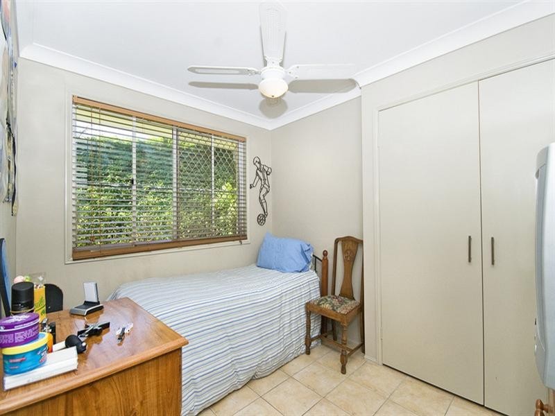 6 Kalamunda Close, Elanora QLD 4221