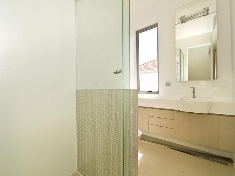 2/1381 Gold Coast Highway, Palm Beach QLD 4221