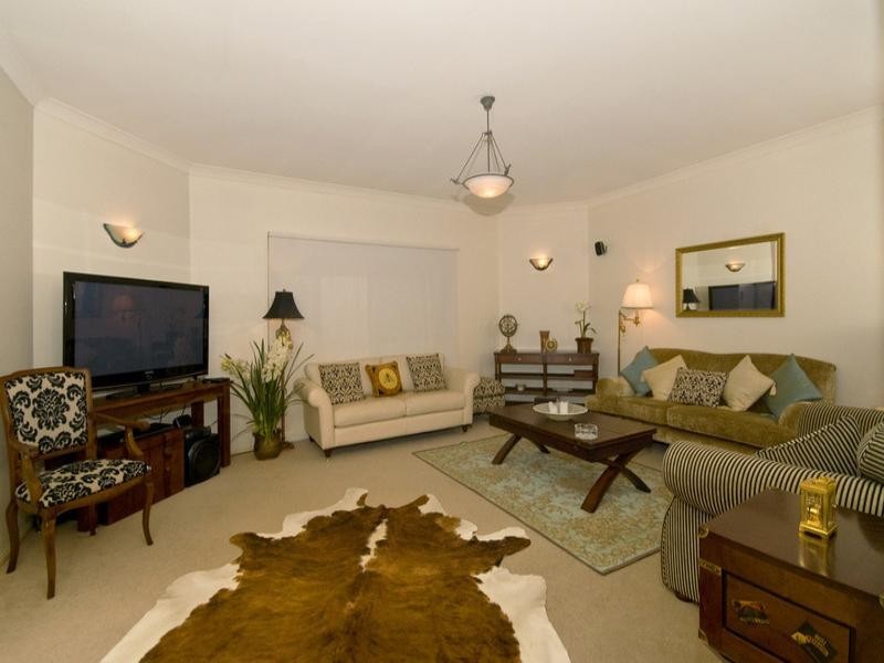 6 Curringa Court, Tallebudgera QLD 4228