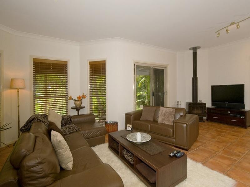 6 Curringa Court, Tallebudgera QLD 4228