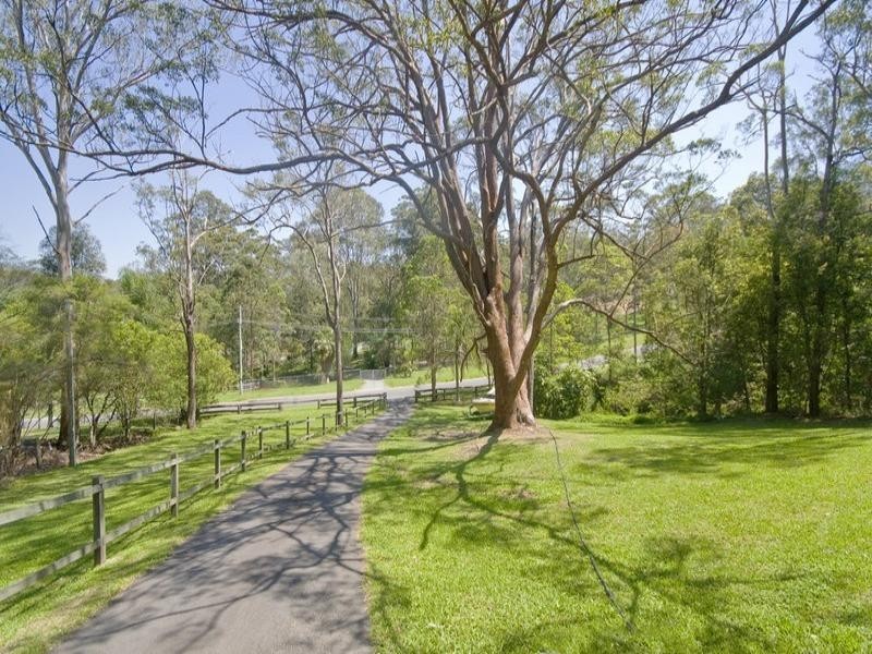 6 Curringa Court, Tallebudgera QLD 4228