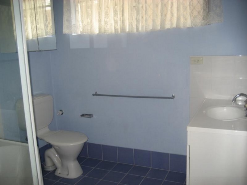 2/49 Tallebudgera Drive, Palm Beach QLD 4221