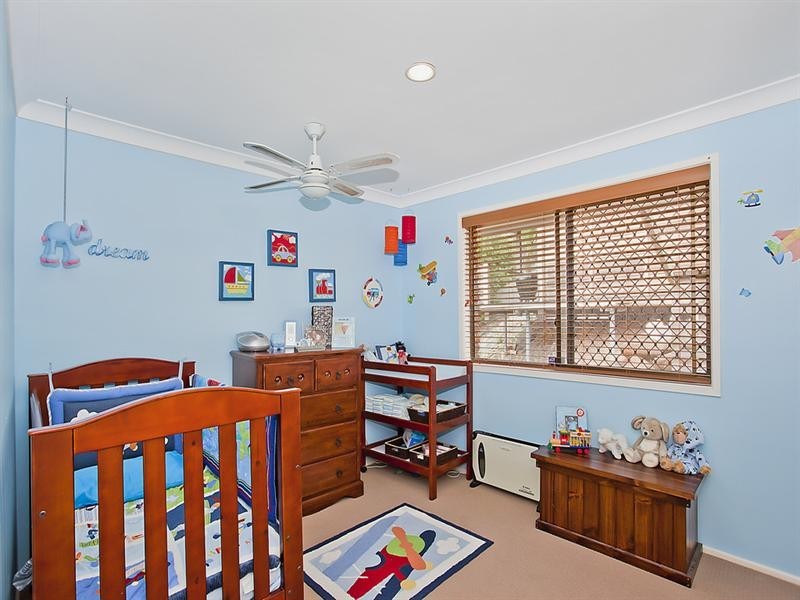 183 K P McGrath Drive, Elanora QLD 4221