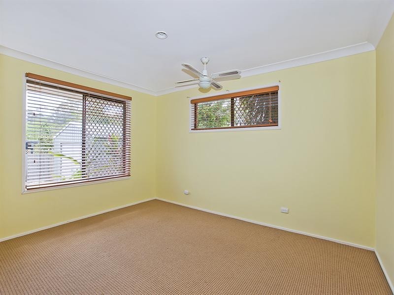 183 K P McGrath Drive, Elanora QLD 4221