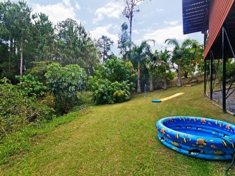 5 Bindoon Close, Elanora QLD 4221
