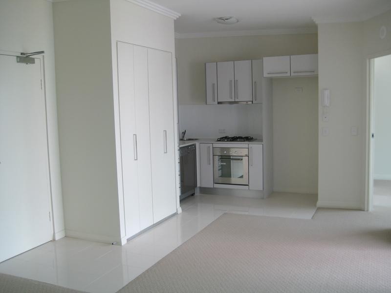 2207/10 Fifth Avenue, Palm Beach QLD 4221