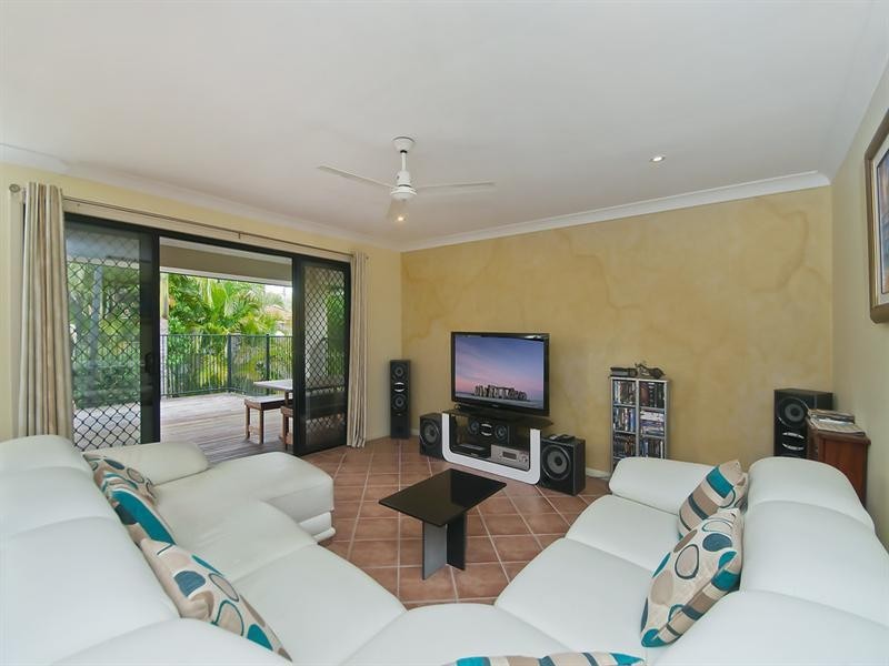 15 Wollemi Court, Reedy Creek QLD 4227