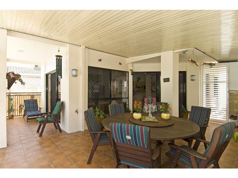 18 Fourteenth Avenue, Palm Beach QLD 4221