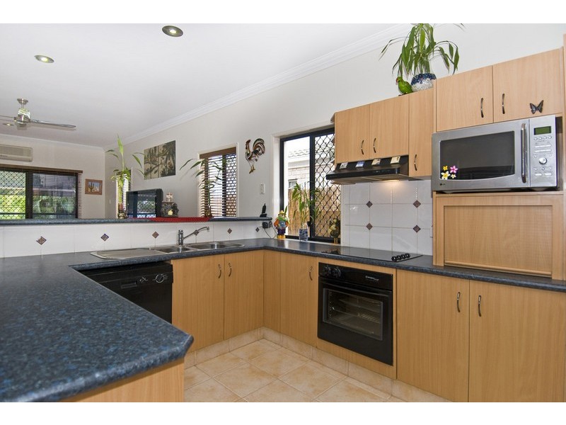 18 Fourteenth Avenue, Palm Beach QLD 4221