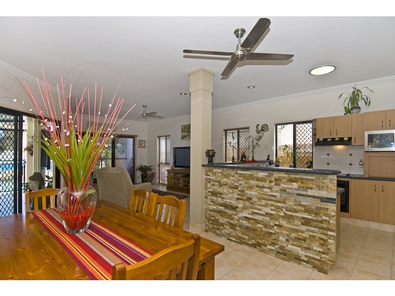 18 Fourteenth Avenue, Palm Beach QLD 4221