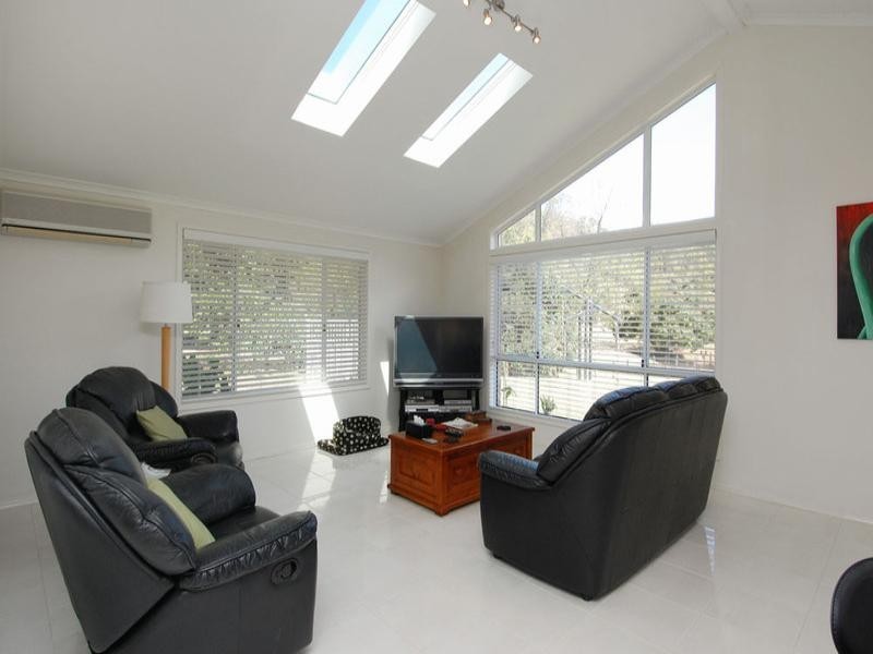 17 Jamberoo Court, Tallebudgera QLD 4228