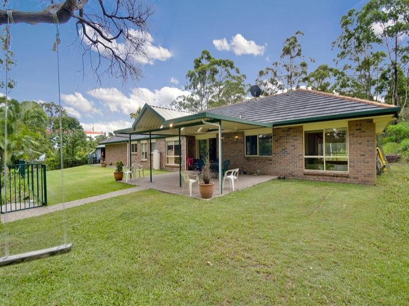 6 Cornwall Drive, Elanora QLD 4221