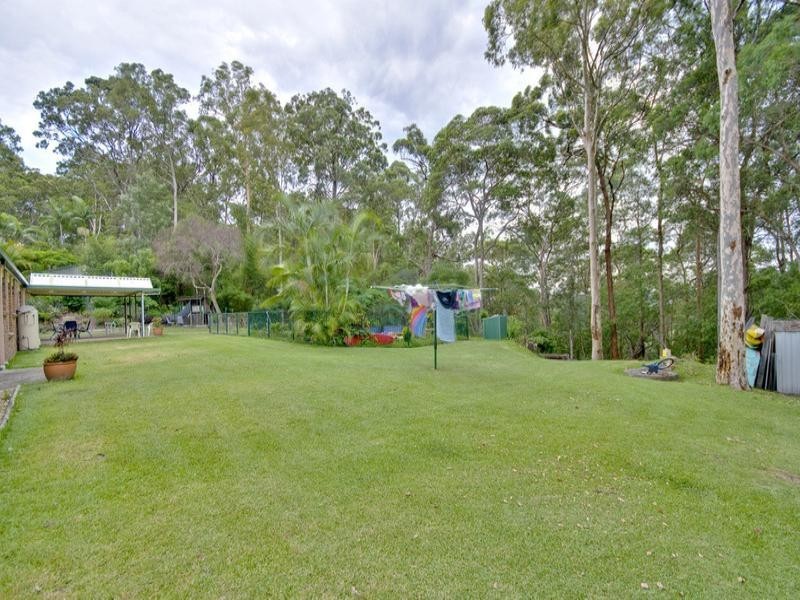 6 Cornwall Drive, Elanora QLD 4221