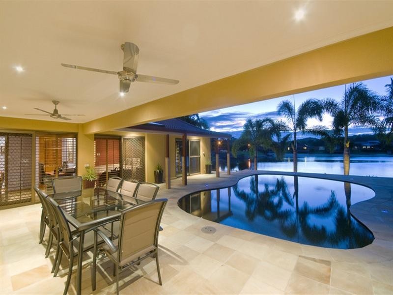 67 Dogwood Drive, Palm Beach QLD 4221