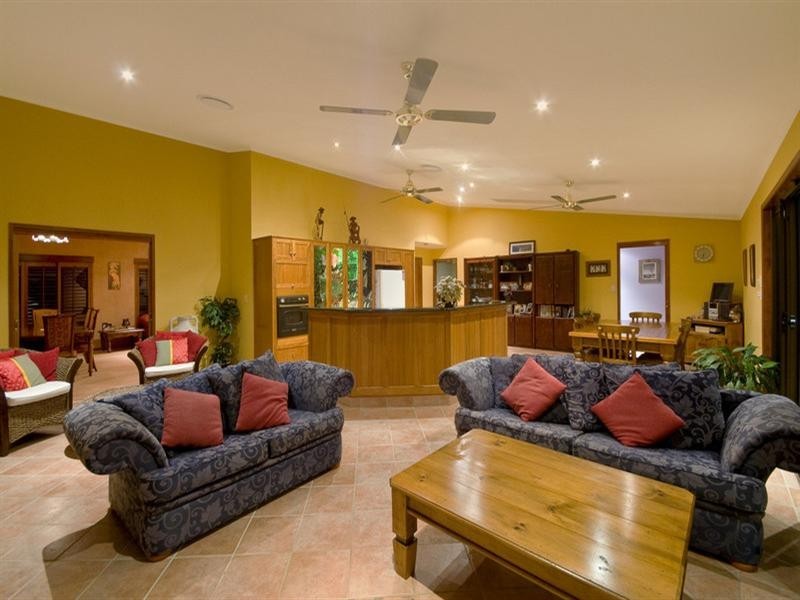 67 Dogwood Drive, Palm Beach QLD 4221