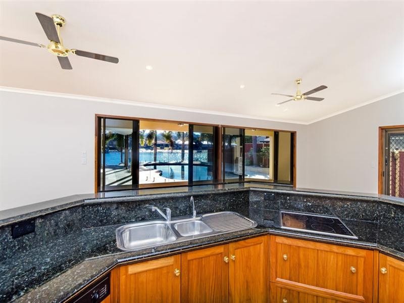 67 Dogwood Drive, Palm Beach QLD 4221