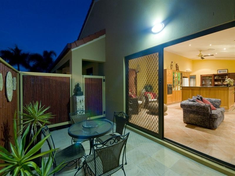 67 Dogwood Drive, Palm Beach QLD 4221