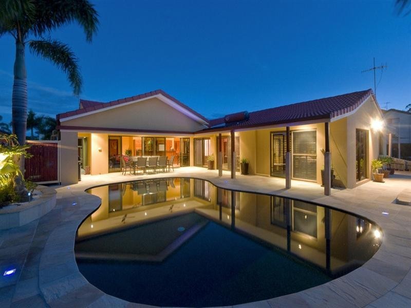 67 Dogwood Drive, Palm Beach QLD 4221