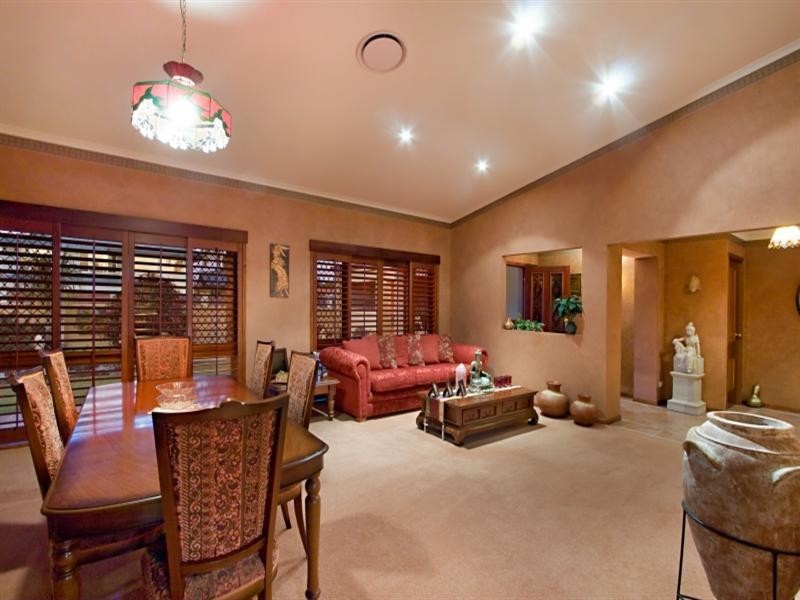 67 Dogwood Drive, Palm Beach QLD 4221