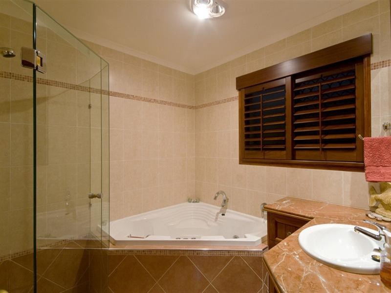 67 Dogwood Drive, Palm Beach QLD 4221
