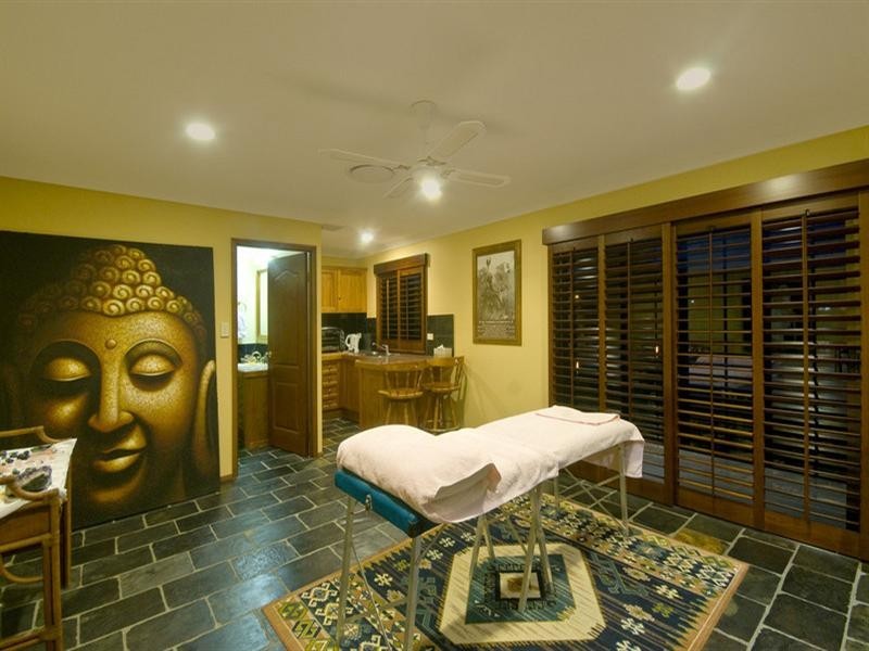 67 Dogwood Drive, Palm Beach QLD 4221