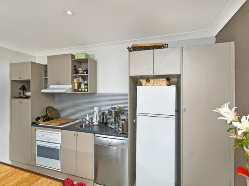 9 Eighth Avenue, Palm Beach QLD 4221