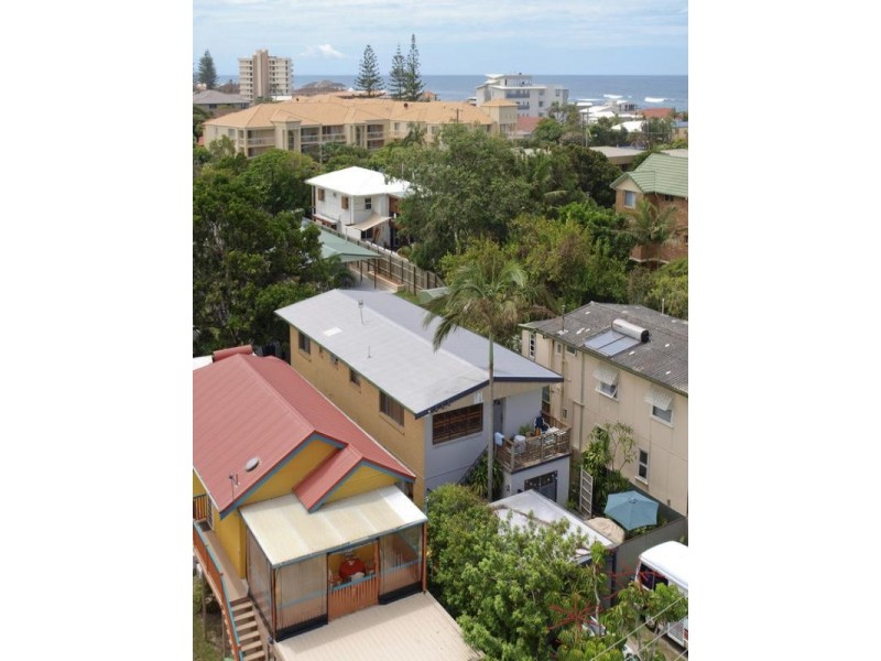 9 Eighth Avenue, Palm Beach QLD 4221