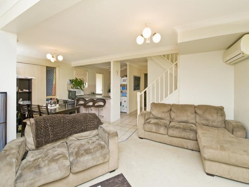 2/51 Tallebudgera Drive, Palm Beach QLD 4221