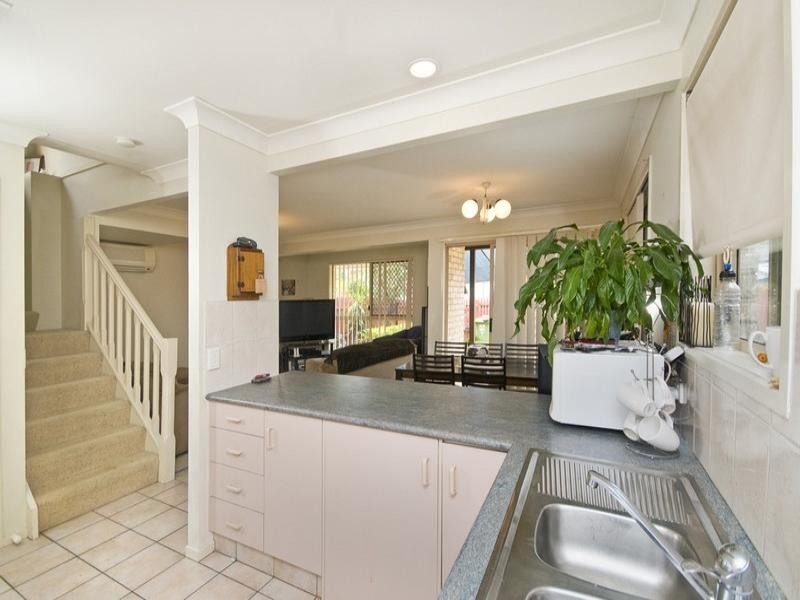 2/51 Tallebudgera Drive, Palm Beach QLD 4221
