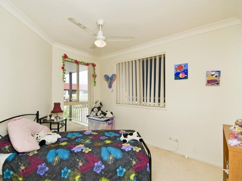 2/51 Tallebudgera Drive, Palm Beach QLD 4221