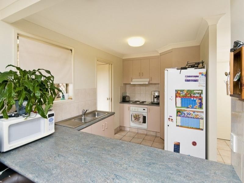 2/51 Tallebudgera Drive, Palm Beach QLD 4221