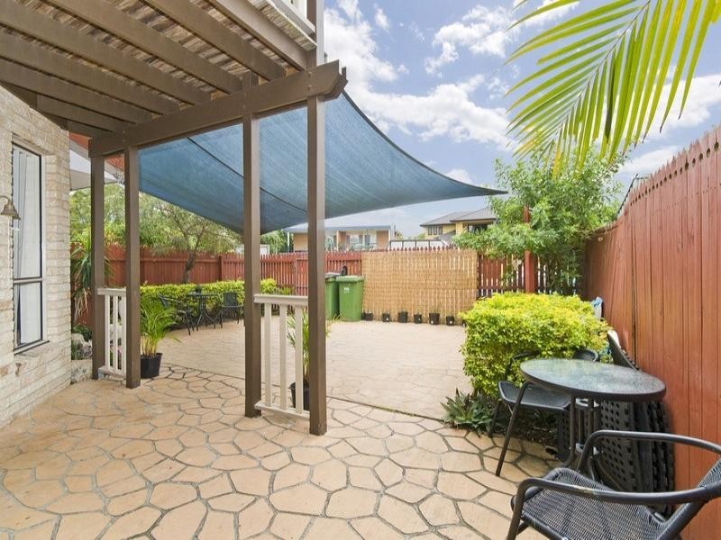 2/51 Tallebudgera Drive, Palm Beach QLD 4221