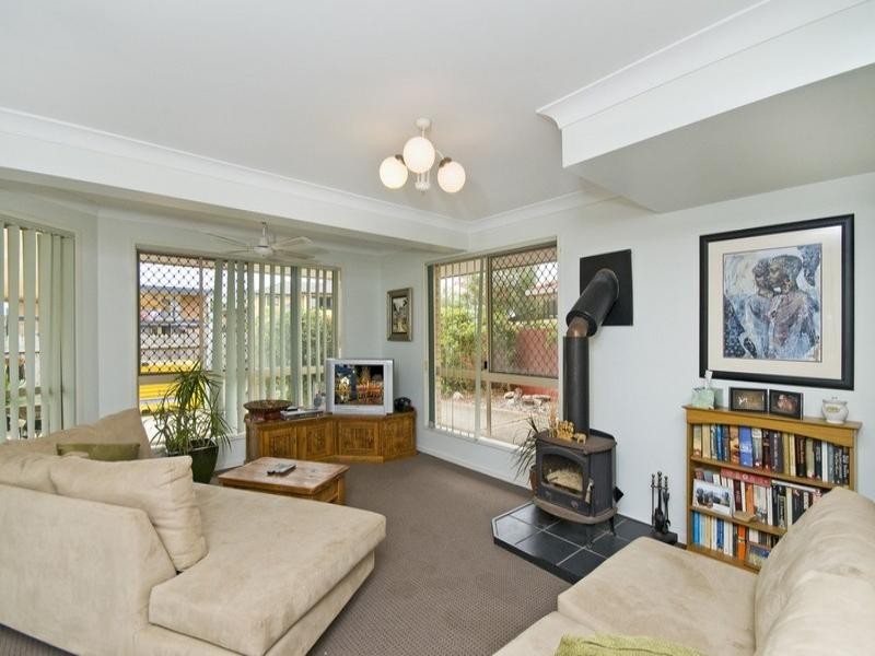 1/51 Tallebudgera Drive, Palm Beach QLD 4221