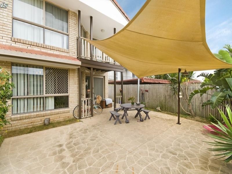 1/51 Tallebudgera Drive, Palm Beach QLD 4221