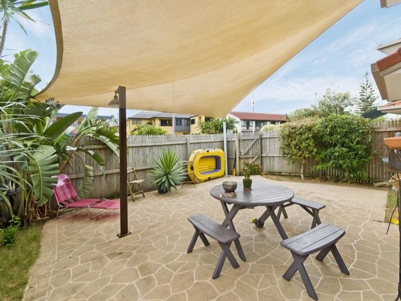1/51 Tallebudgera Drive, Palm Beach QLD 4221