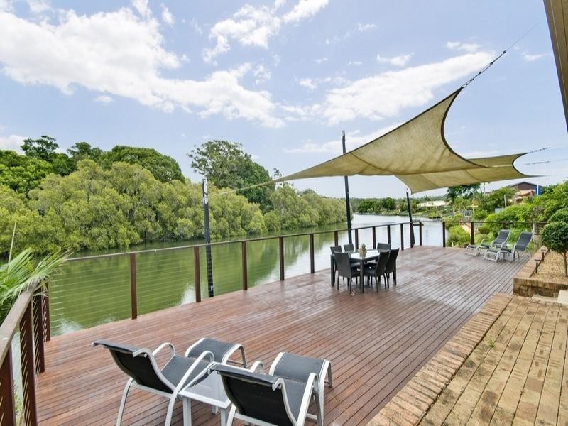 248 Nineteenth Avenue, Elanora QLD 4221
