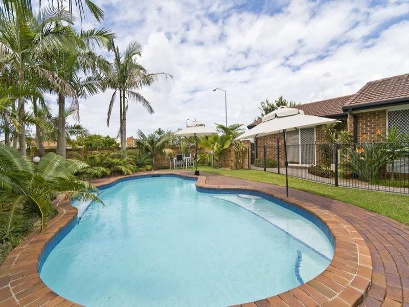 248 Nineteenth Avenue, Elanora QLD 4221