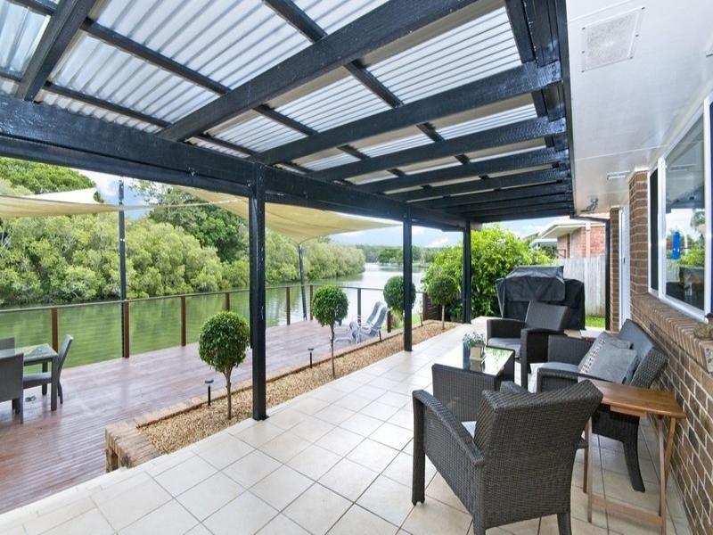 248 Nineteenth Avenue, Elanora QLD 4221