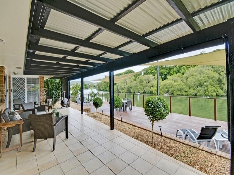 248 Nineteenth Avenue, Elanora QLD 4221