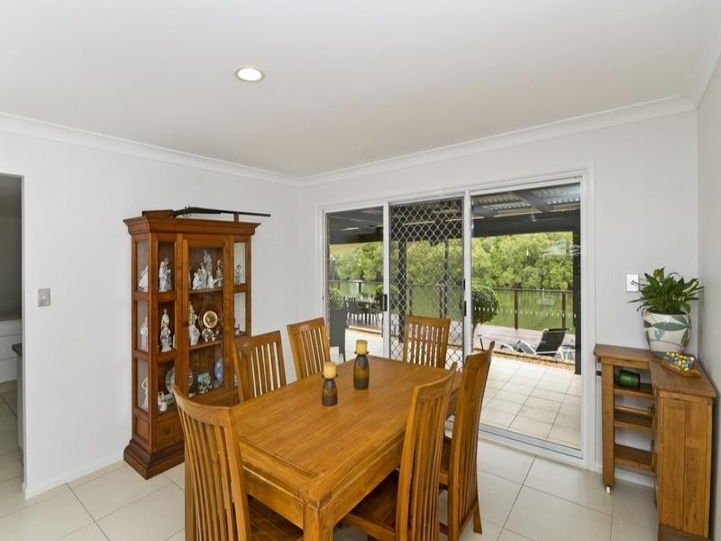 248 Nineteenth Avenue, Elanora QLD 4221