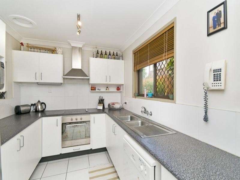 4 Ebony Place, Palm Beach QLD 4221