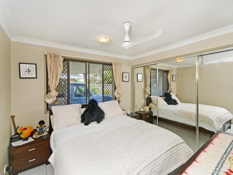 4 Ebony Place, Palm Beach QLD 4221
