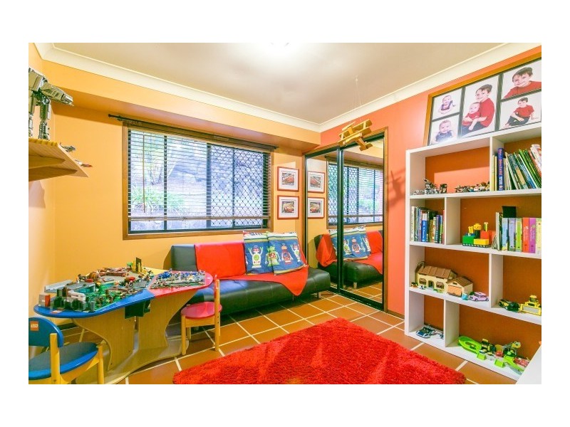 6 Wuruma Court, Elanora QLD 4221