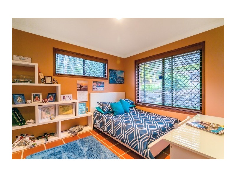 6 Wuruma Court, Elanora QLD 4221