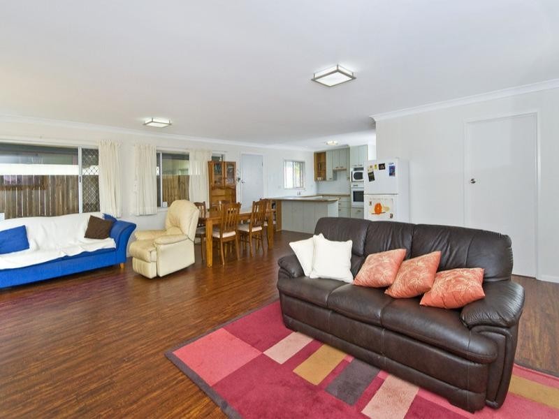 62 Fifth Avenue, Palm Beach QLD 4221